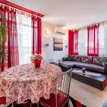 Апартамент Rosina